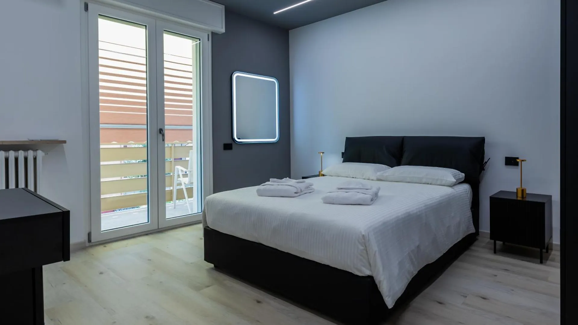 Verona Borgo Roma Luxury Rooms & Apartment ゲストハウス